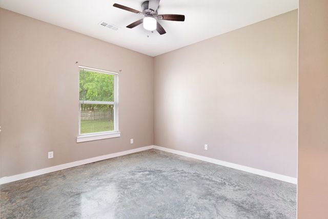 675 High Street, Blossom, TX 75416