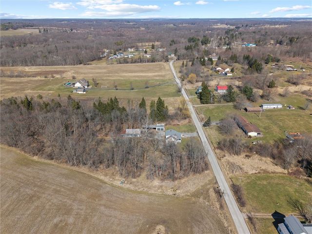 2459 Hillsville Road, Mahoning Twp, PA 16116