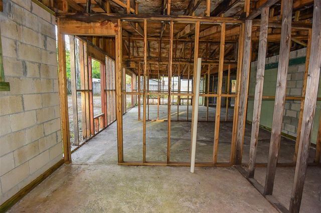 343 LINCOLN AVENUE, Brooksville, FL 34604