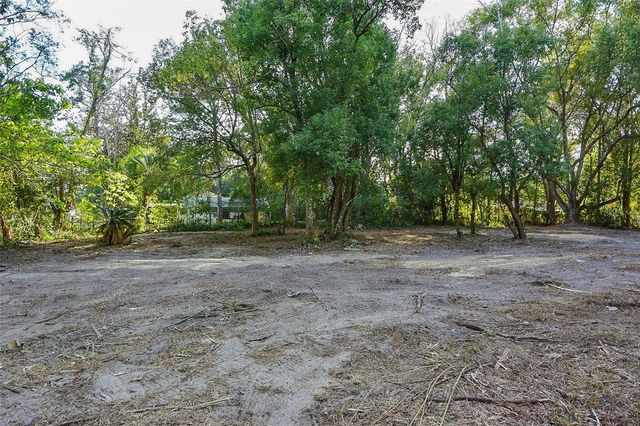 343 LINCOLN AVENUE, Brooksville, FL 34604