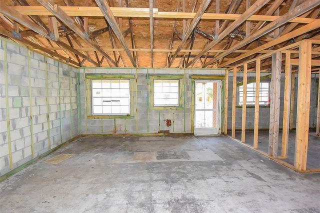 343 LINCOLN AVENUE, Brooksville, FL 34604