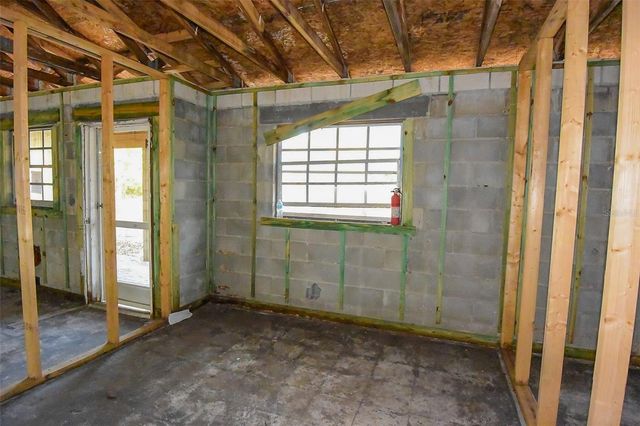 343 LINCOLN AVENUE, Brooksville, FL 34604