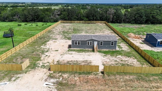 161 Azalea CT, Dale, TX 78616