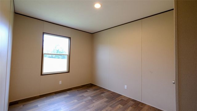 161 Azalea CT, Dale, TX 78616