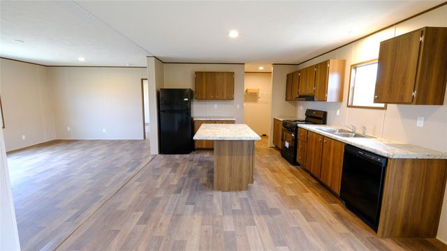 161 Azalea CT, Dale, TX 78616