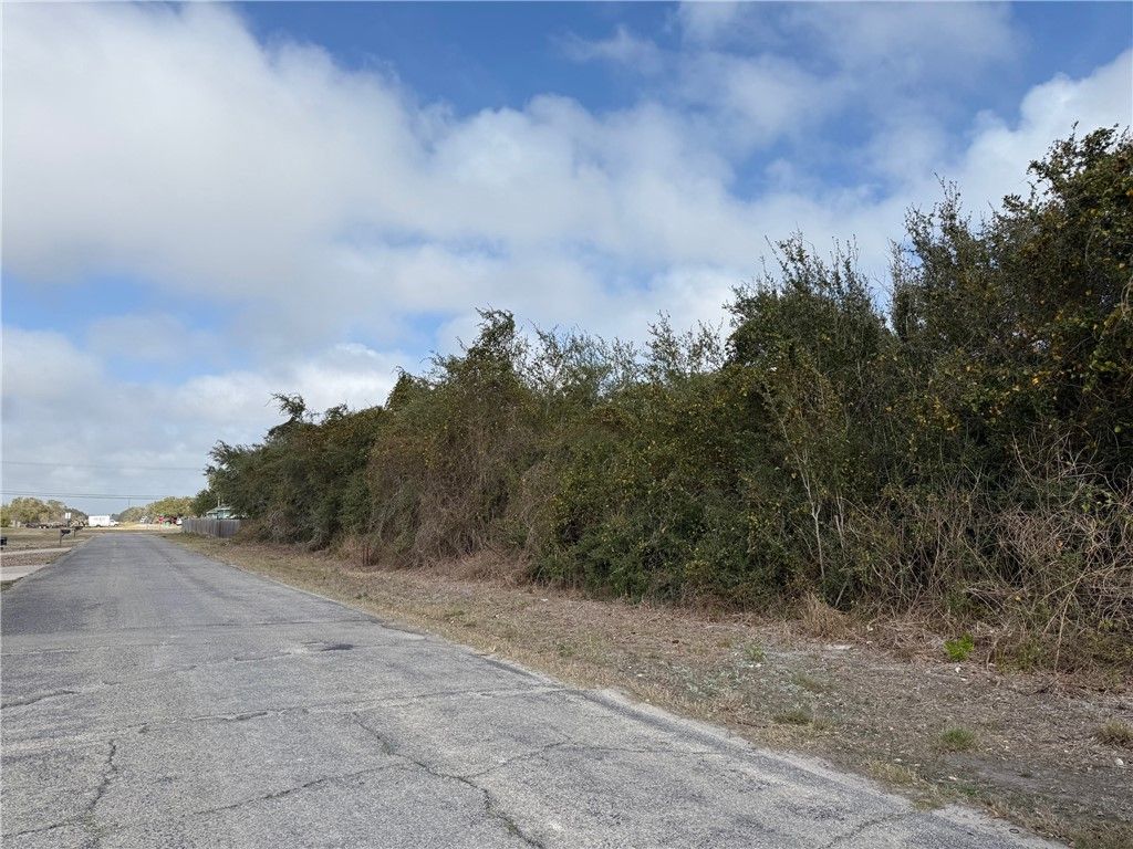 00 W Saunders Lane, Aransas Pass, TX 78336 — exterior