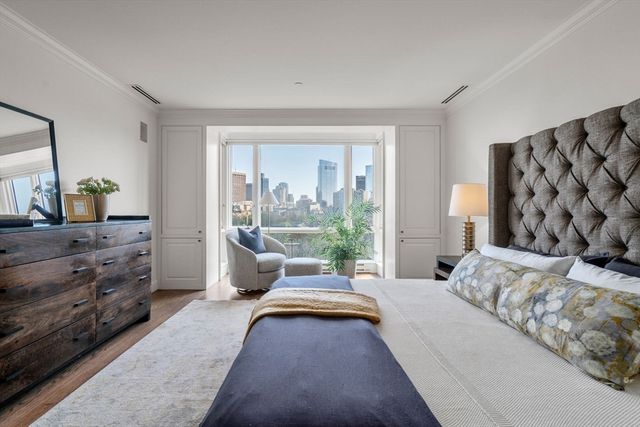 2 Commonwealth Ave 12B, Boston, MA 02116