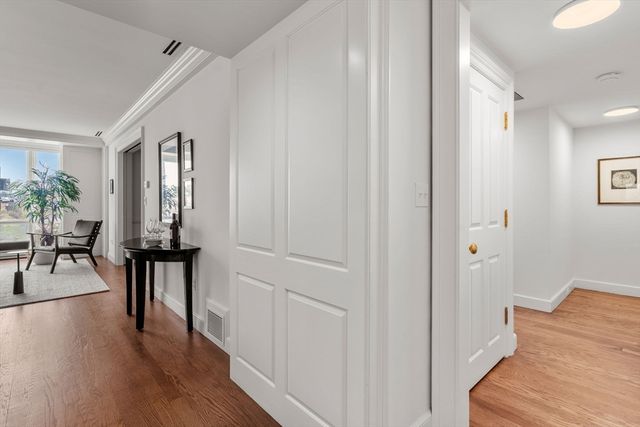 2 Commonwealth Ave 12B, Boston, MA 02116