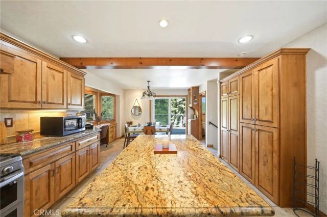 26210 Circle Drive, Lake Arrowhead, CA 92352
