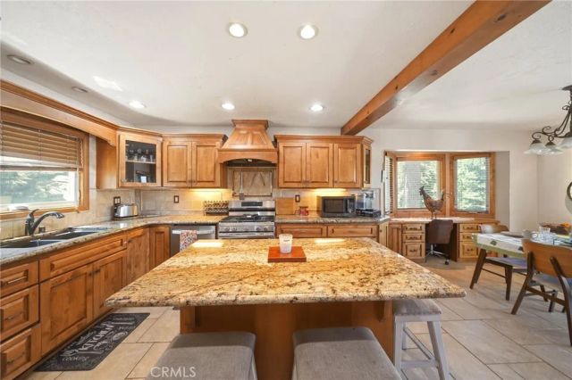 26210 Circle Drive, Lake Arrowhead, CA 92352