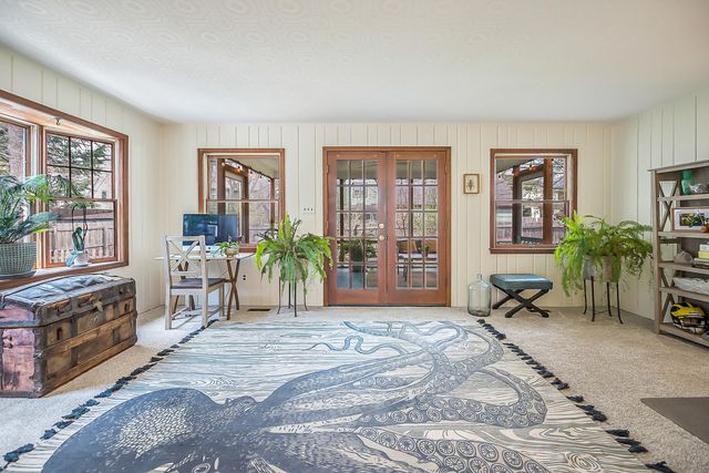 1605 E Stadium Boulevard, Ann Arbor, MI 48104