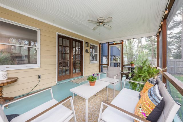 1605 E Stadium Boulevard, Ann Arbor, MI 48104