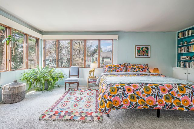 1605 E Stadium Boulevard, Ann Arbor, MI 48104