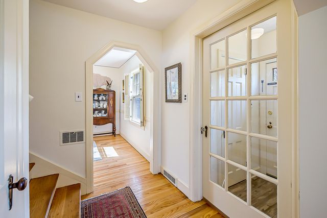 1605 E Stadium Boulevard, Ann Arbor, MI 48104