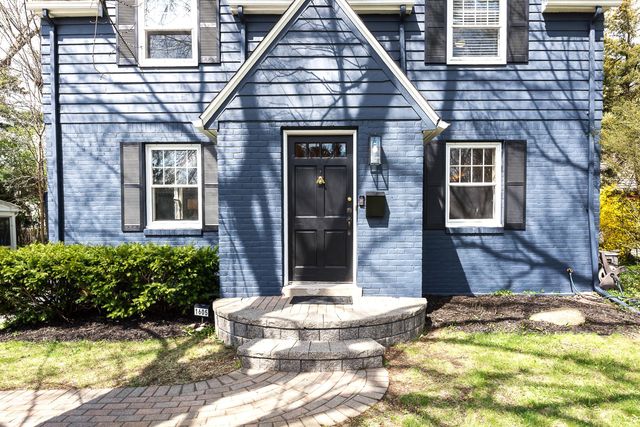 1605 E Stadium Boulevard, Ann Arbor, MI 48104