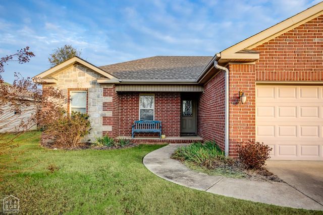 354 Wildwood Point, Jonesboro, AR 72405