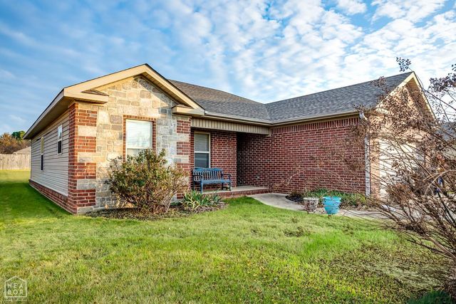 354 Wildwood Point, Jonesboro, AR 72405