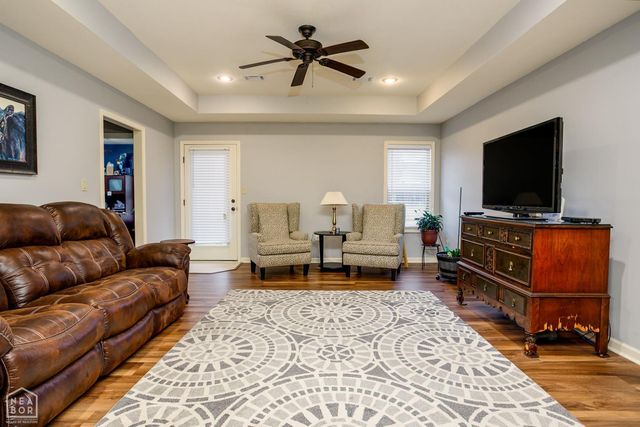 354 Wildwood Point, Jonesboro, AR 72405