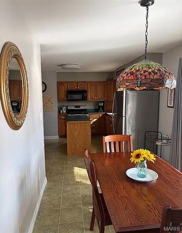 210 Aldergate Street, Farmington, MO 63640