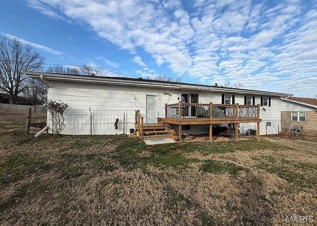 210 Aldergate Street, Farmington, MO 63640