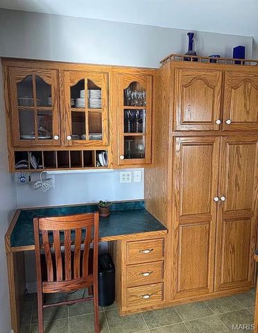 210 Aldergate Street, Farmington, MO 63640