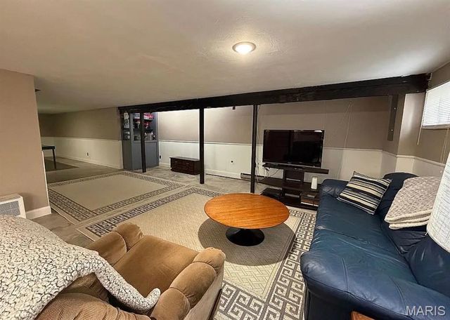 210 Aldergate Street, Farmington, MO 63640