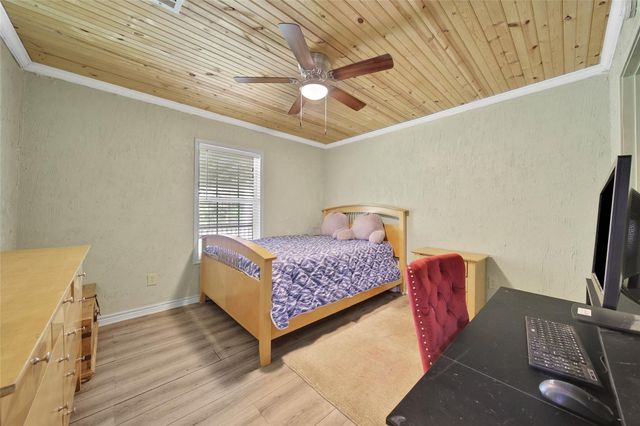 9 Wood Forest Drive, New Waverly, TX 77358