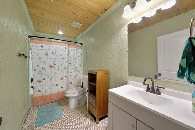 9 Wood Forest Drive, New Waverly, TX 77358