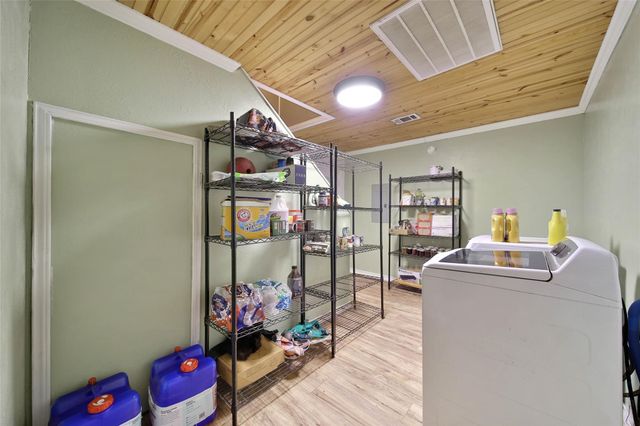 9 Wood Forest Drive, New Waverly, TX 77358