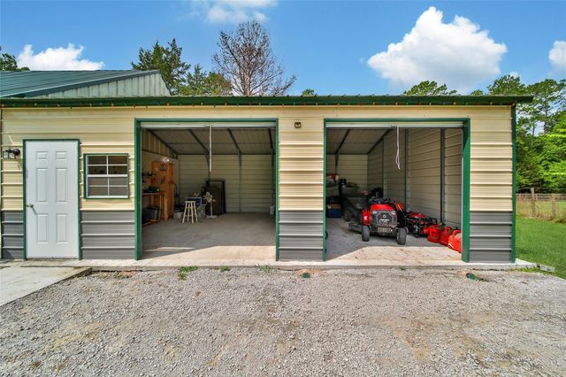9 Wood Forest Drive, New Waverly, TX 77358