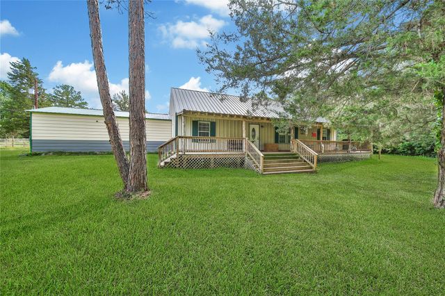 9 Wood Forest Drive, New Waverly, TX 77358