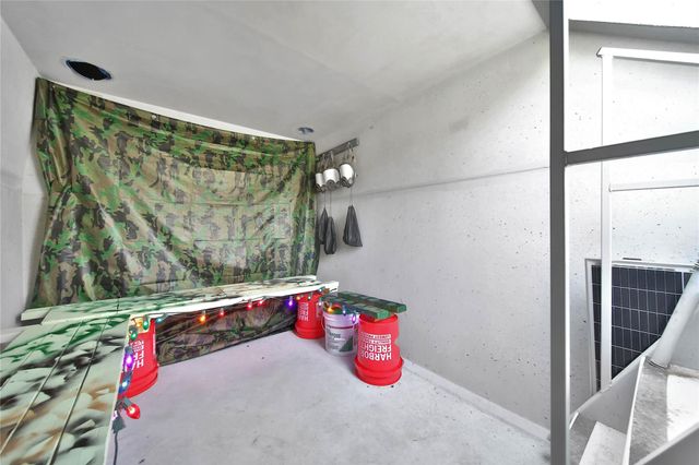 9 Wood Forest Drive, New Waverly, TX 77358