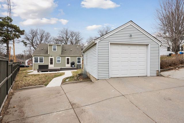 5620 21st Avenue S, Minneapolis, MN 55417