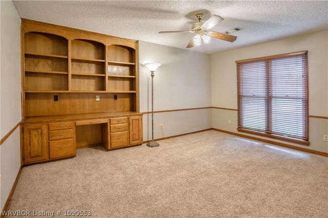 2700 S 87th Drive, Fort Smith, AR 72903