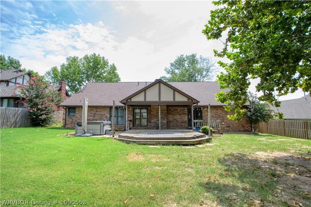 2700 S 87th Drive, Fort Smith, AR 72903