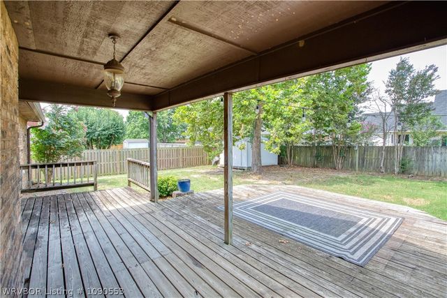 2700 S 87th Drive, Fort Smith, AR 72903