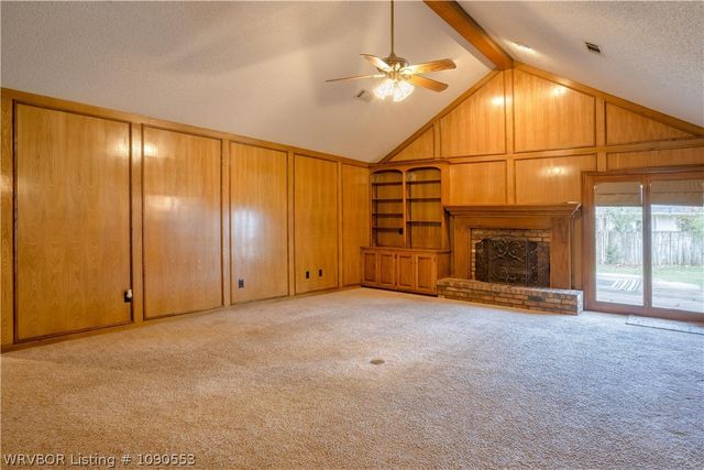 2700 S 87th Drive, Fort Smith, AR 72903