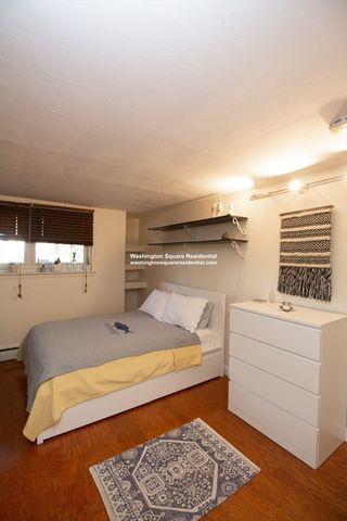 105 Chestnut St 1B, Brookline, MA 02445