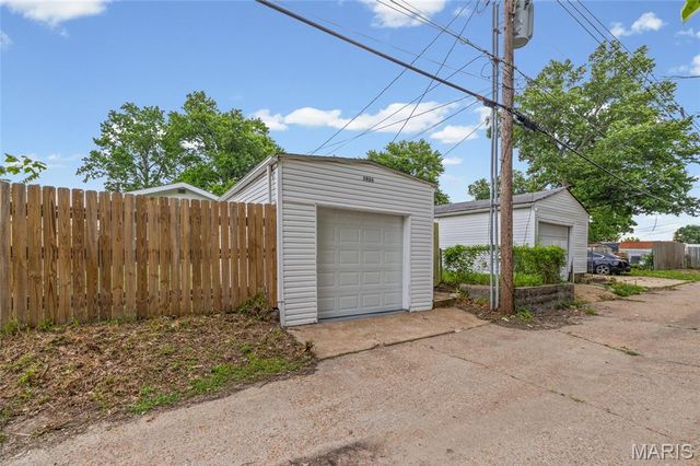 6856 Plymouth Avenue, University City, MO 63130