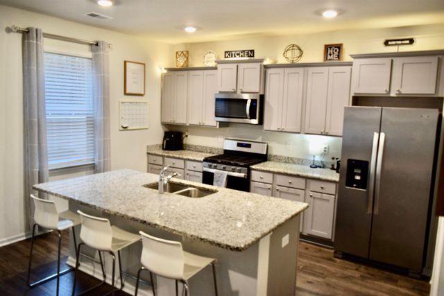 372 Emery Oak Dr., Murrells Inlet, SC 29576