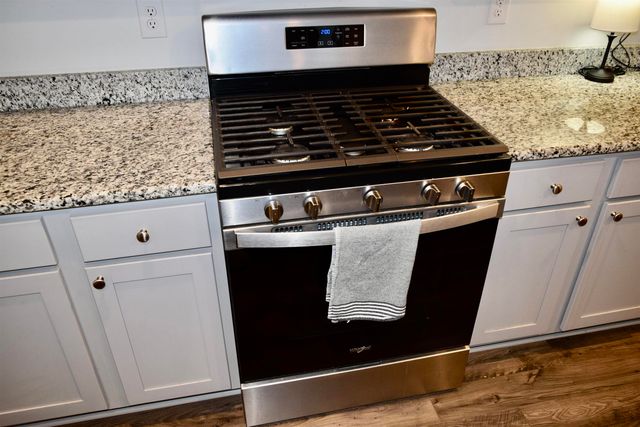 372 Emery Oak Dr., Murrells Inlet, SC 29576