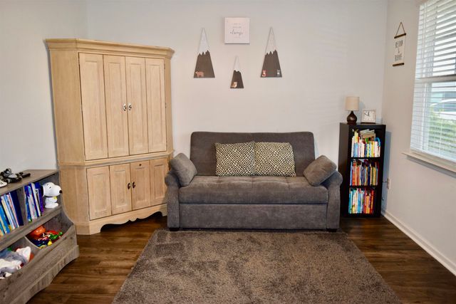 372 Emery Oak Dr., Murrells Inlet, SC 29576