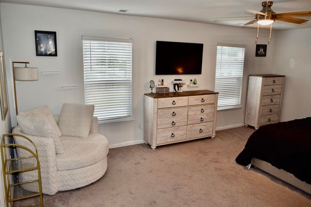 372 Emery Oak Dr., Murrells Inlet, SC 29576