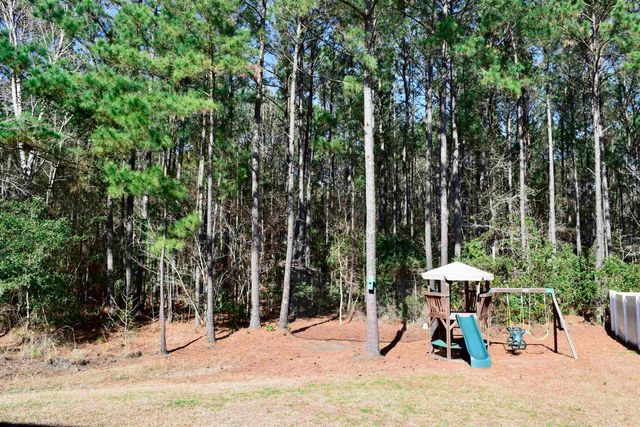 372 Emery Oak Dr., Murrells Inlet, SC 29576