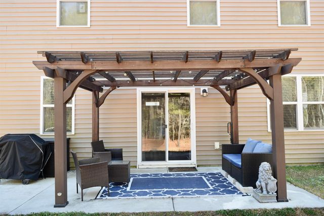 372 Emery Oak Dr., Murrells Inlet, SC 29576