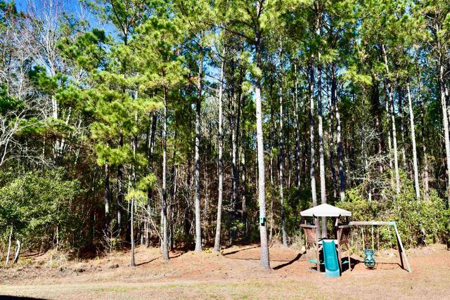 372 Emery Oak Dr., Murrells Inlet, SC 29576