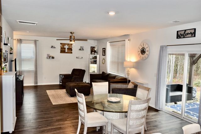 372 Emery Oak Dr., Murrells Inlet, SC 29576