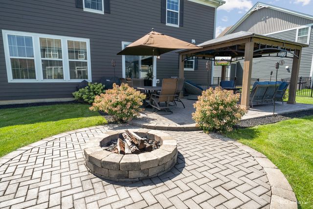 16106 W Sand Lilly Street, Lockport, IL 60441