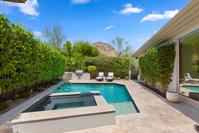 6534 N 27TH Street, Phoenix, AZ 85016