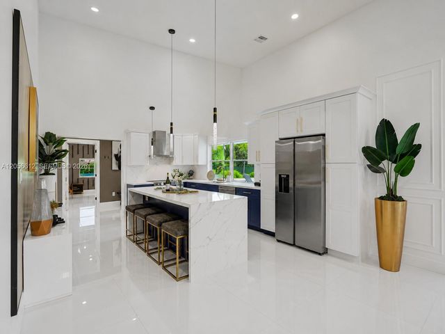 15260 NE 2nd Avenue, Miami, FL 33162